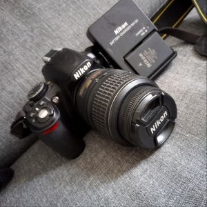 Nikon D3100 W Nikkor 18-55mm lense